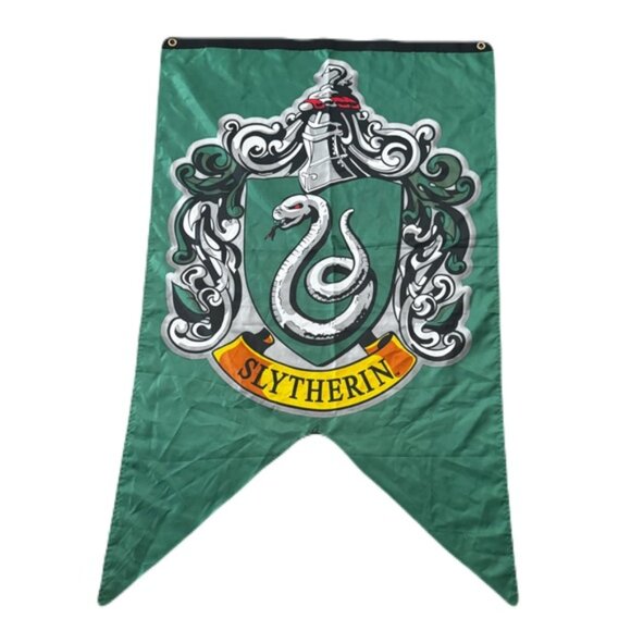 Harry Potter 50 x 30 Slytherin House Green With Crest Flag Banner - Picture 1 of 7